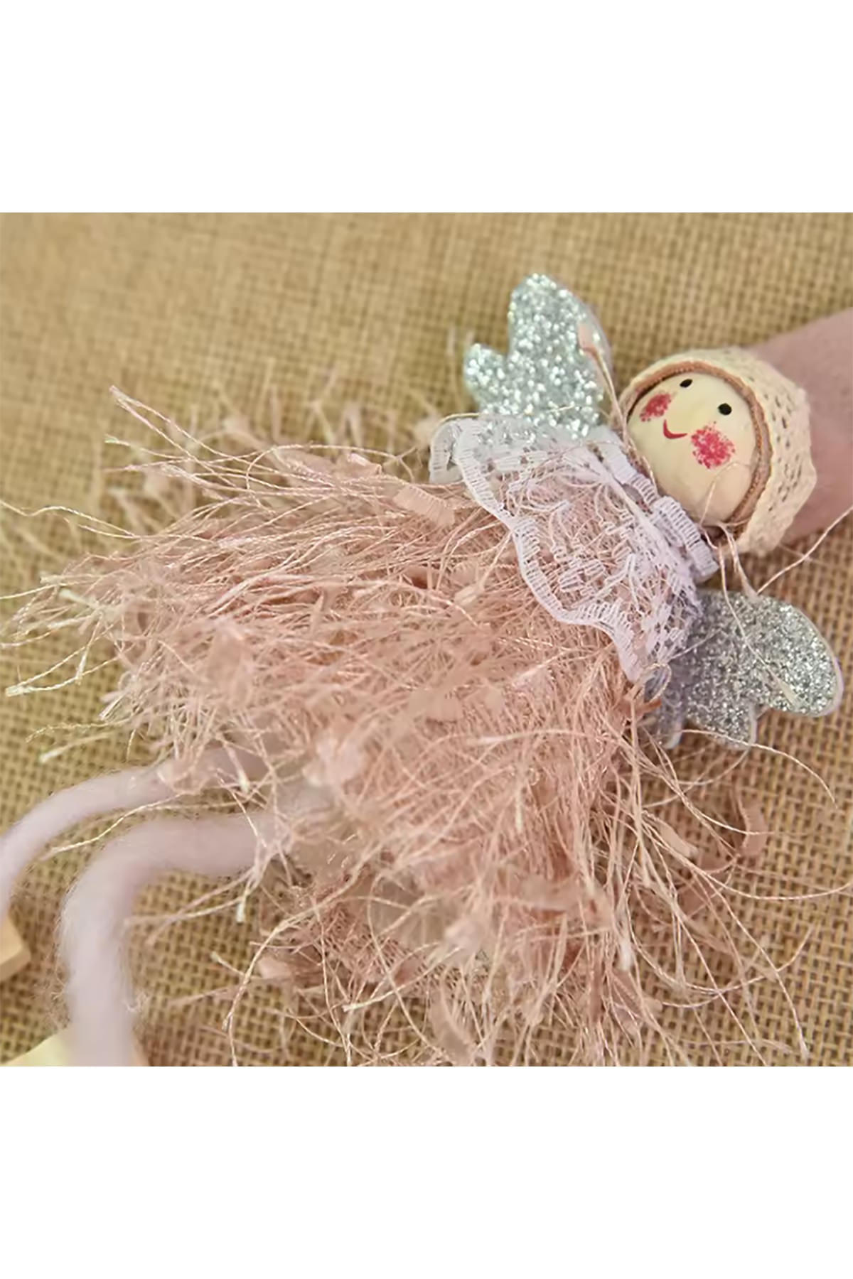 Weihnachtsengel Alma zum Aufhängen | 17 cm