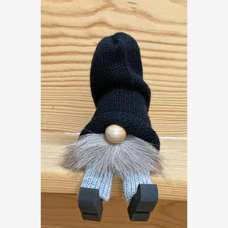 Tomte Nisse – Schwedische Handarbeit in Rot, Grau & Schwarz